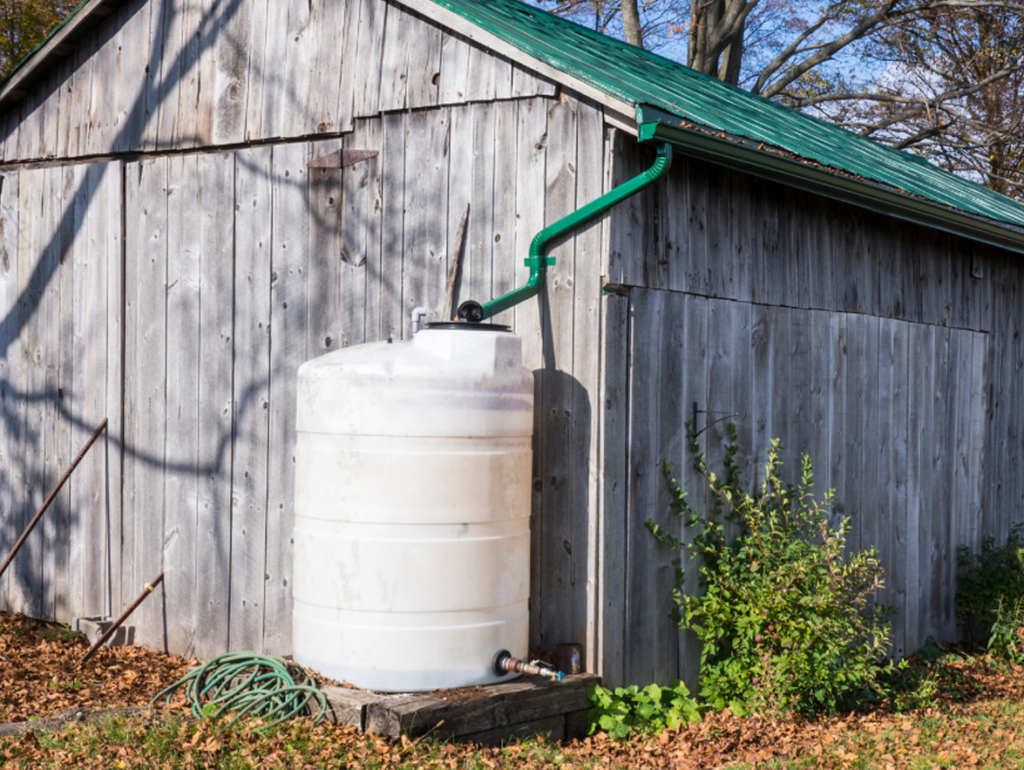 how-to-prevent-rain-water-damage-emerson-contracting-nw